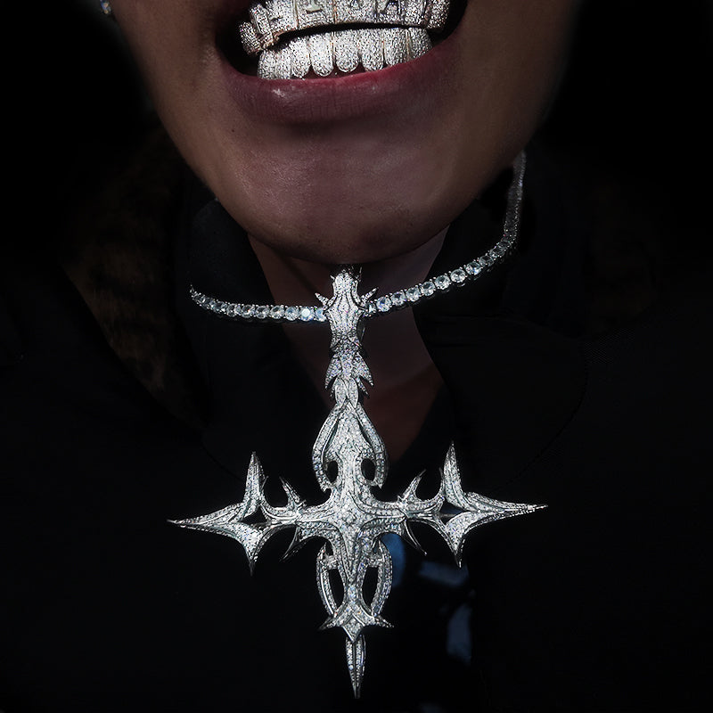 S925 Moissanite Gothic Flame Cross Pendant
