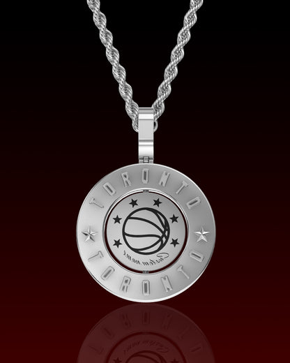 Golden Horseshoe 3D Rotating Pendant