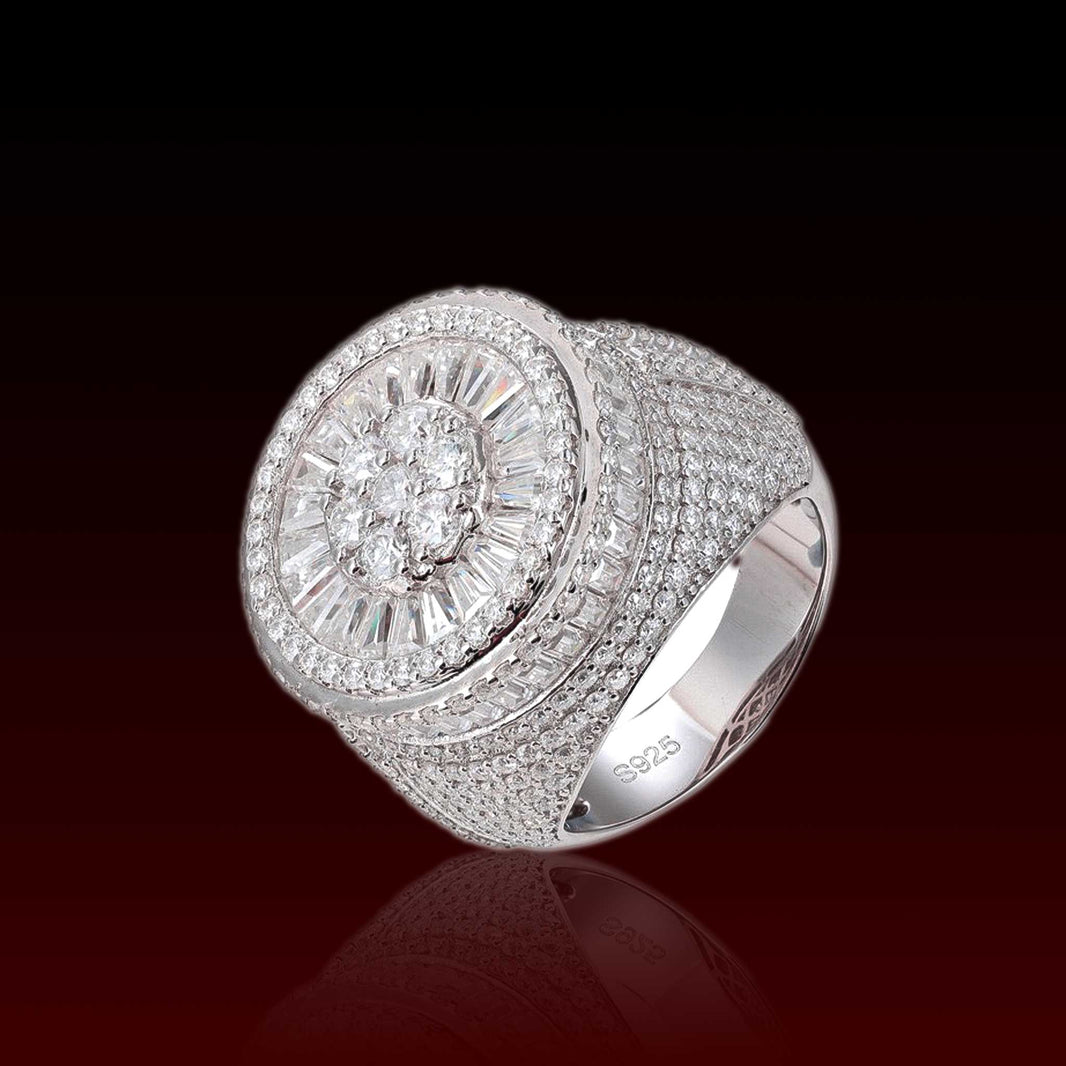 S925 Moissanite Baguette Solitaire Halo Ring