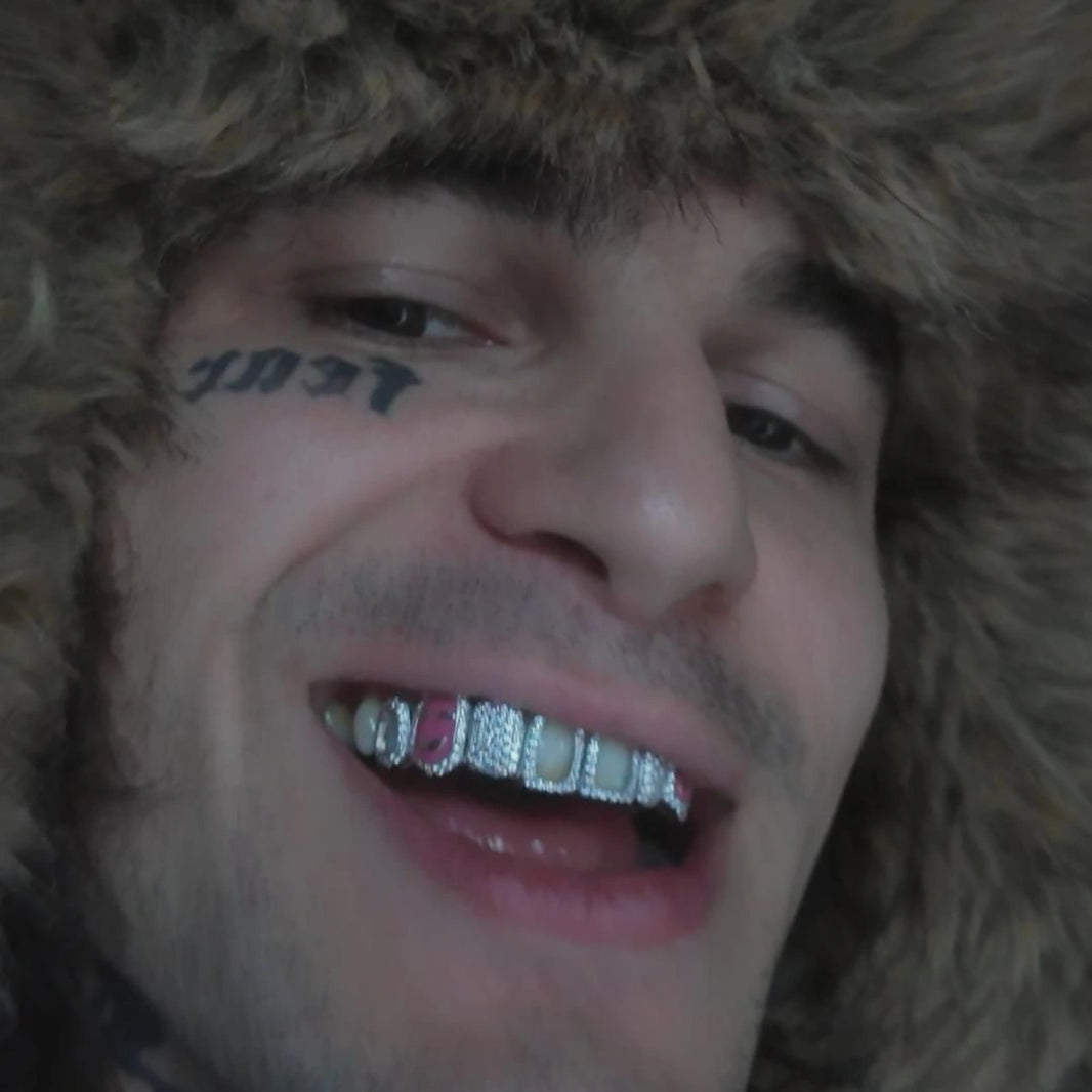 Icon Fangs Enamel Name Custom Grillz